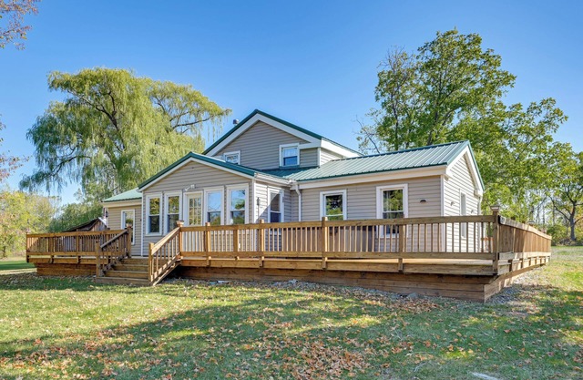 Deck & Hot Tub: Pet-Friendly Seneca Lake Home!
