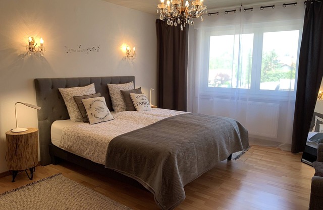 Deer cottage, comfort of 130 m2 with view on the park a hinds