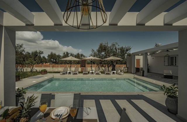 Deifilia Villa Private Pool with Jacuzzi in Laganas, Zakynthos
