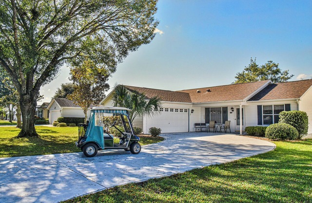 Del Mar Paradise! The Villages, Close to Spanish Springs, Golf Cart, Bikes!