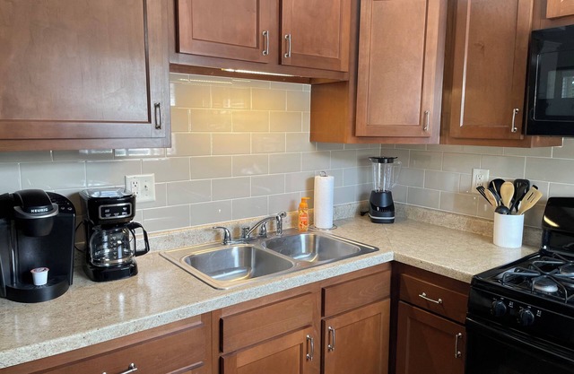 Delightful & Relaxing 2 Bedroom!