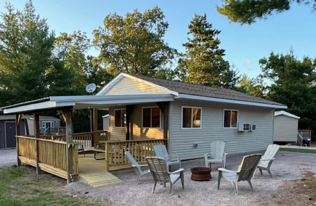 Dells Camping Resort Lodge 1