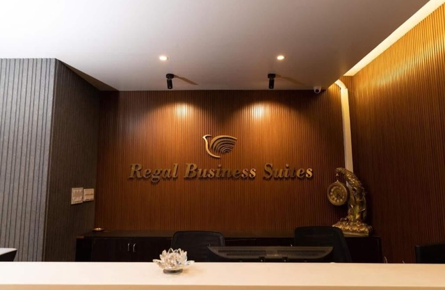 Deluxe Apartment #6 at Regal Business Suitesn