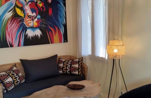 Deluxe apartment for 2 people with AC, openplan kitchen and AC Villa Bahati