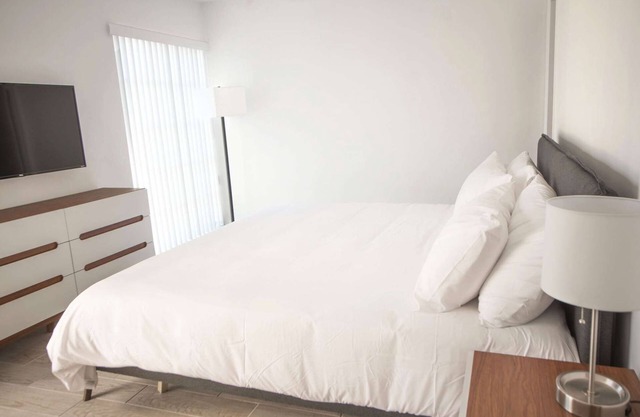 ✨Deluxe Designer Two Bedroom at Fort Lauderdale