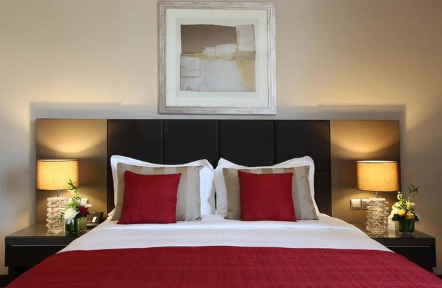 Deluxe Room Near Bilal Mosque By Luxury Bookings