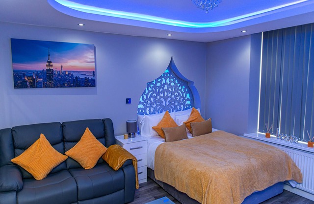 Deluxe Studio Apartment