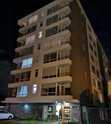 Depto Ginebra 1 dorm con estacionamiento