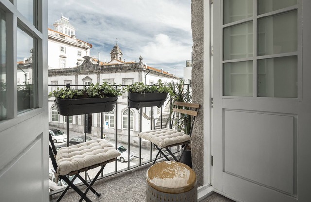 DESIGN HOUSE OLD TOWN | BALCONY | AIRCO | RIBEIRA