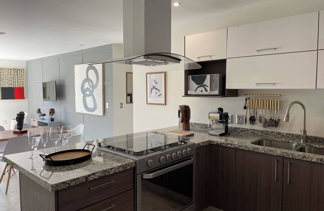 Designer 3 BedRoom/Daily Cleaning