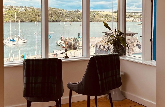 Designer Kinsale home with harbour views