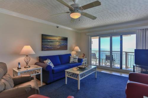 Destin Towers 143- Beach Front 2BR