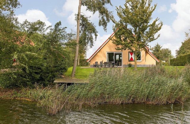 Detached bungalow for 6 persons