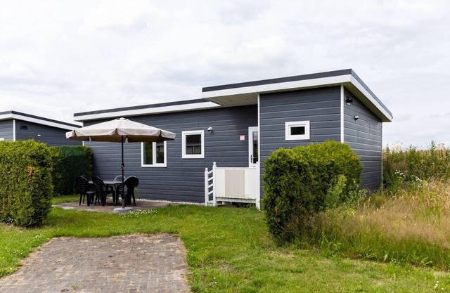 Detached chalet for 5 people, fully equipped.