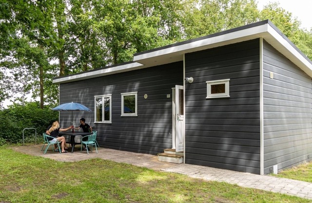 Detached chalet for 4 people, WiFi available