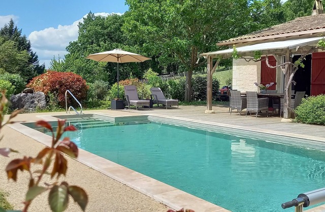 Detached house Private heated pool Free Wi-Fi