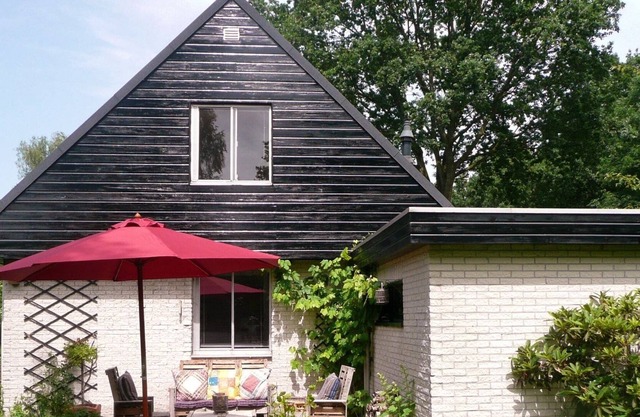 Detached vacation home in Friesland with private garden in very quiet area