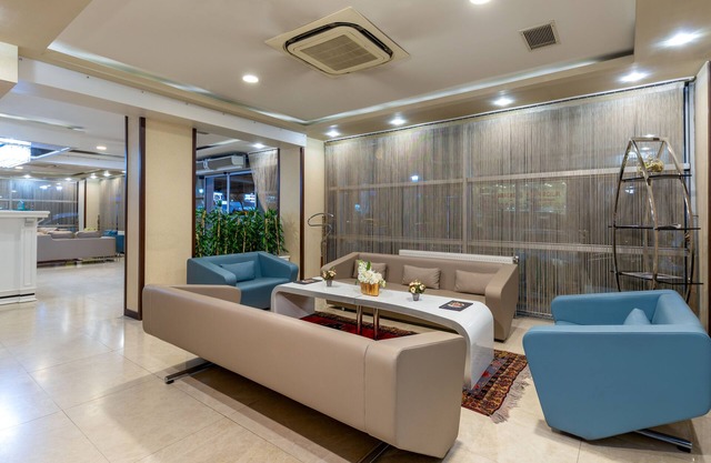 Dies Hotel