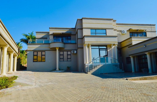 Dineo's Lodge and Spa