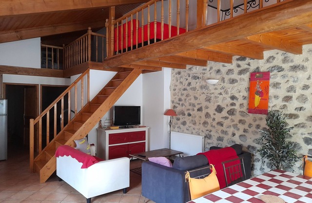 Diois house with terrace, large room with heated SPA, air conditioning