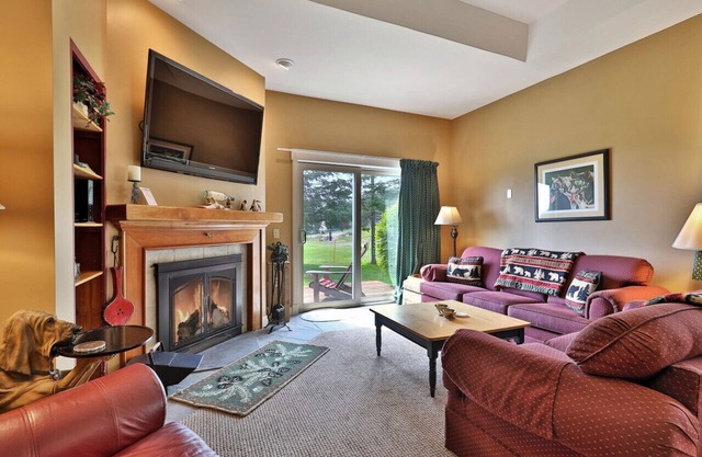 Direct Ski Access from this Solitude Condo at Okemo