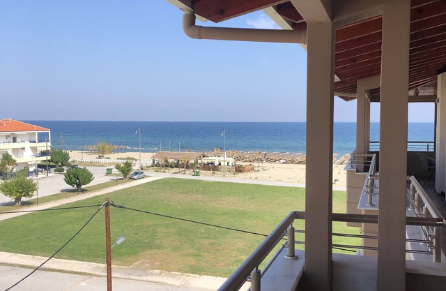 Direkt am Meer, Neubau, 2-zimmer, Küche und Bad