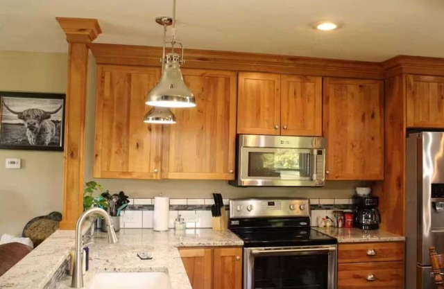 DIRT ROAD INN, a charming farmhouse Amherst NE , 20 min from Kearney NE