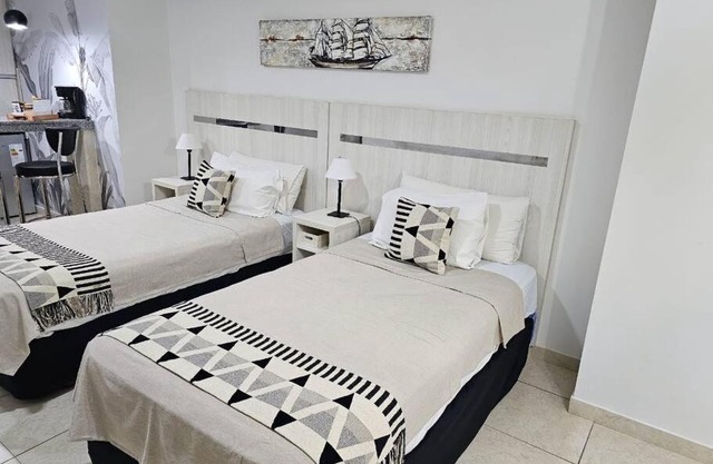 Diseño y confort Monoambiente a pasos del Río!