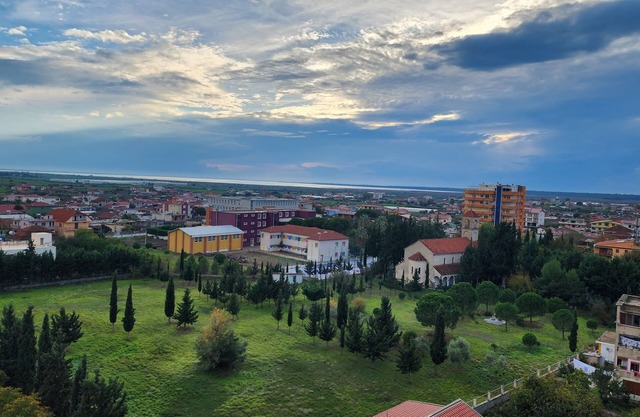 Divjaka Apartments 3 City Center