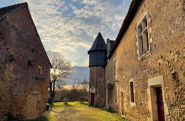 Domaine de Fontenay - Charming Manor House 30 beds