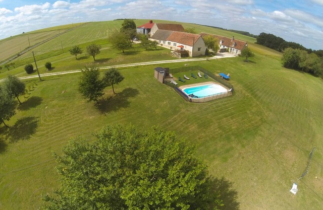 Domaine de Matounet 2 Charming cottage 4 people Heated pool Château de la loire