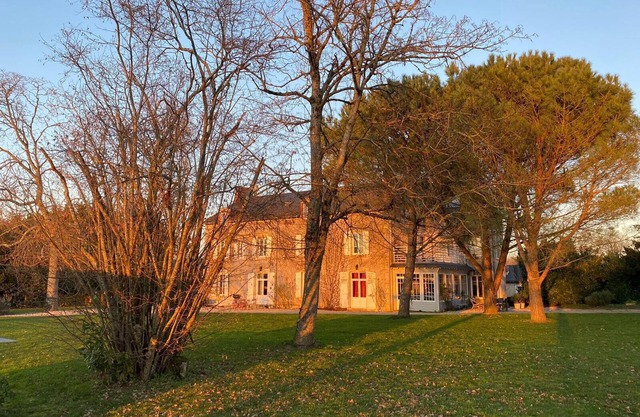 Domaine de Treuillaud parc et piscine 5 chambres 13 pers