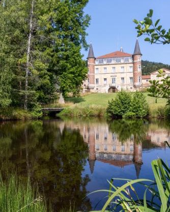 Domaine et Château de Valinches