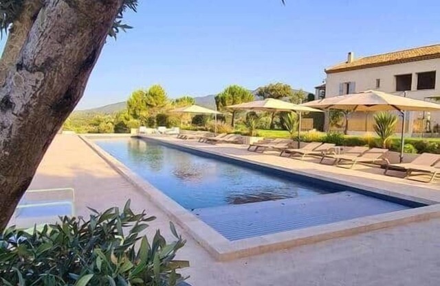 Domaine Les Hauts de Riganel Gîte les Oliviers