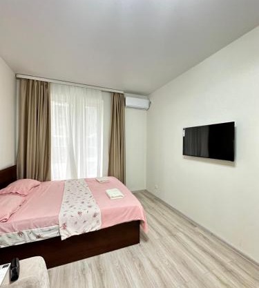 Dombyra 2 Qonu Apart