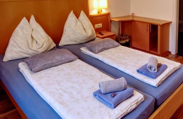 Doppelzimmer, Dusche, WC, 1 Schlafraum - Gasthof zum Postwirt