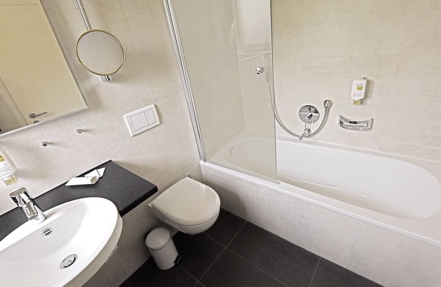 Doppelzimmer mit Bad und WC
