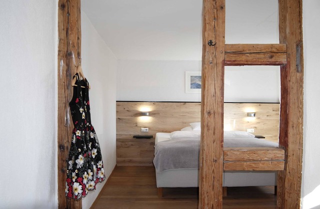 Double room - guest house laundry lock