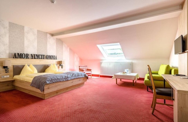 Double room Sterngucker, bath, WC - Riverresort Donauschlinge