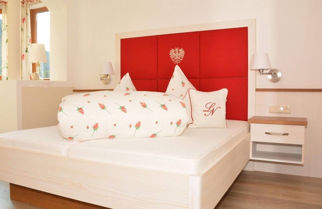 Double room with shower od. Bath, toilet - Landhaus Notburga