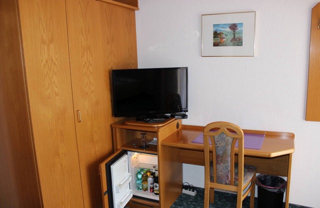 Double room with shower and WC
