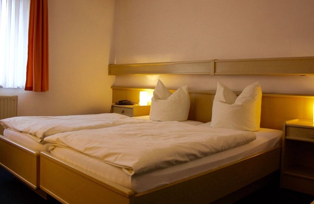 Double room with shower and WC