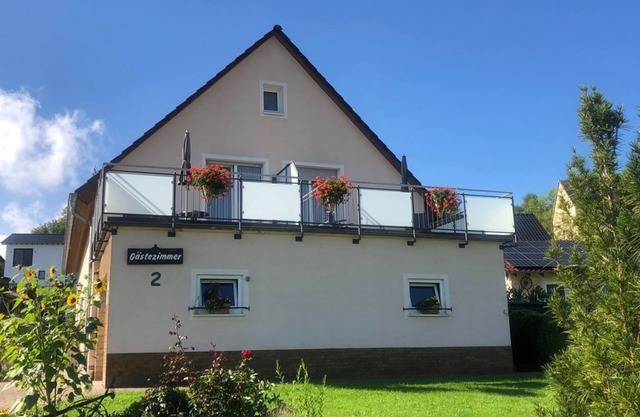 Double room with shower/WC - Pension Jehnen am Eifelsteig