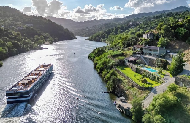 Douro Villa w/private access to the Douro River