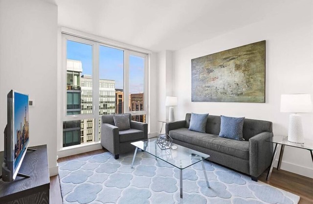Downtown 1 BR | Desk + Wi-Fi | White Plains