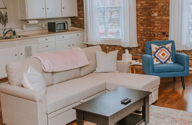 Downtown Apartment on Lincolnway