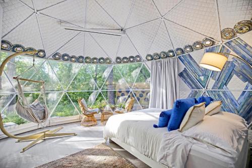 Dream Dome Getaway near Leesburg