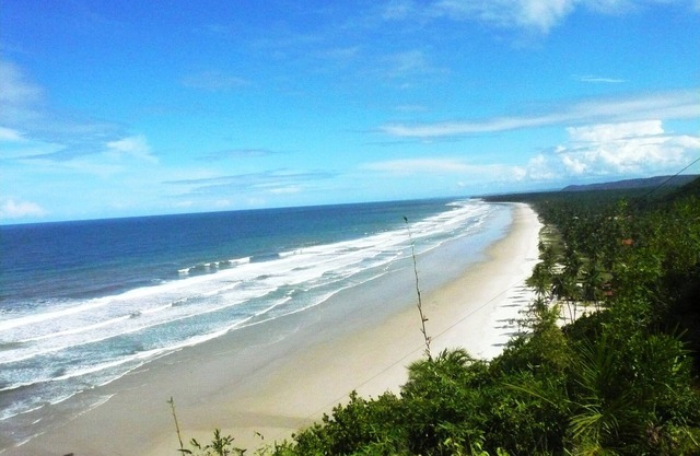 Dream home in paradise on the endless beach of Bahia!