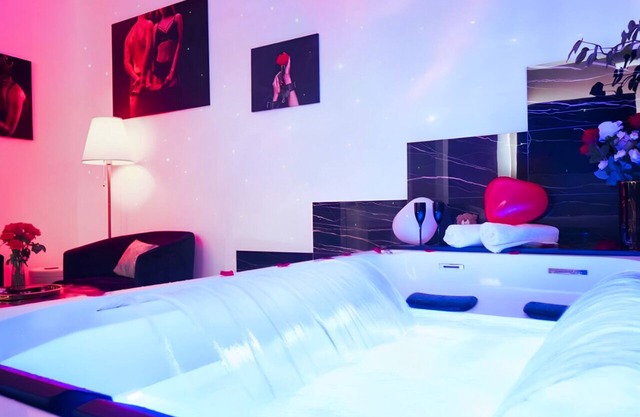 Dream Room | Jacuzzi, Sauna, Waterbed