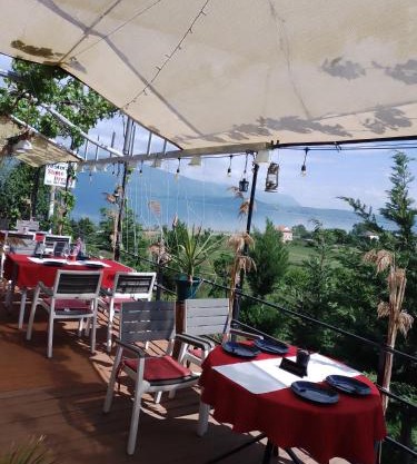 Dream Stone Holiday Bar Restaurant